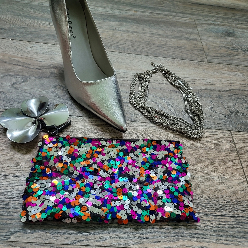 Mac Makeup Bag - image 4